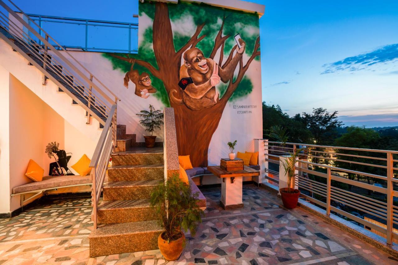 Albergue Zostel Rishikesh, Laxman Jhula Exterior foto