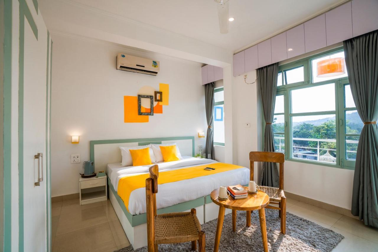 Albergue Zostel Rishikesh, Laxman Jhula Exterior foto