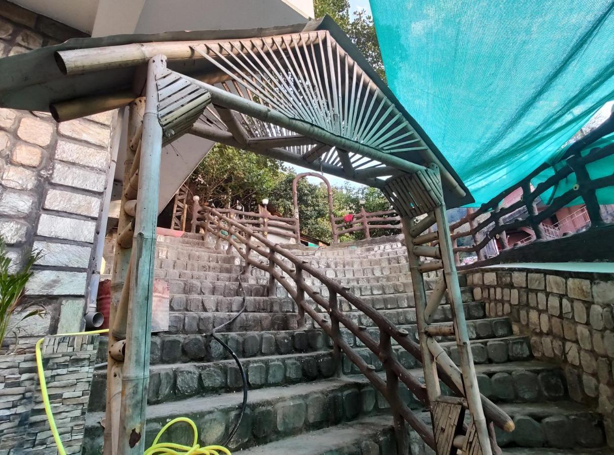 Albergue Zostel Rishikesh, Laxman Jhula Exterior foto